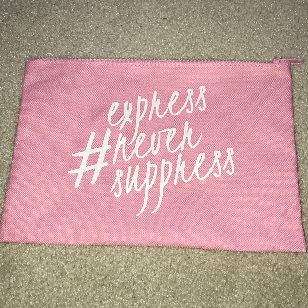 Ouidad Light Pink Makeup Bag - never used
